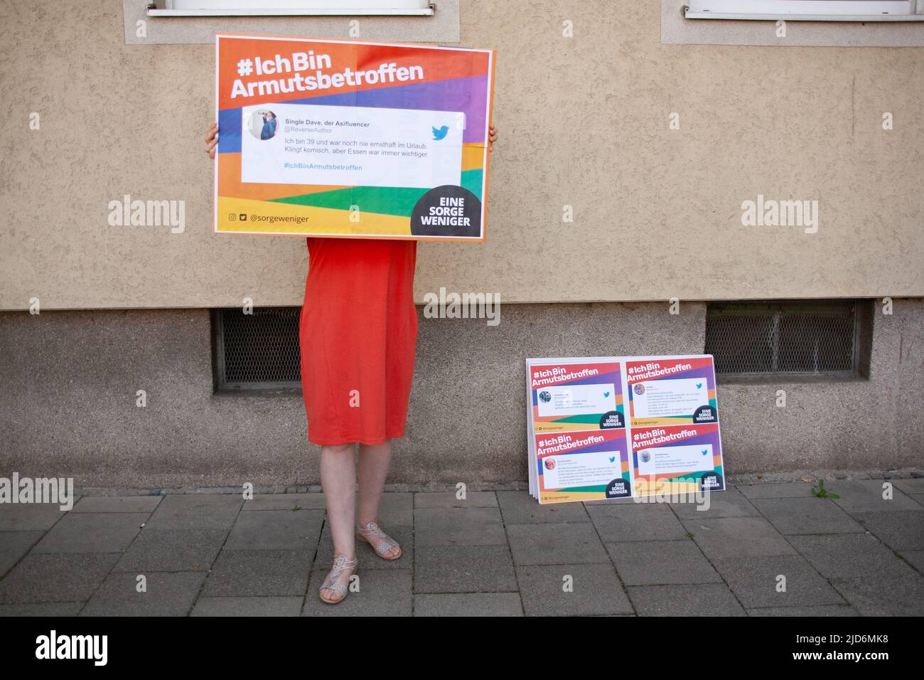 June 18, 2022, Munich, Bavaria, Germany: On June 18, 2022 there was a photo flashmob of activists of the campaign I am affected of poverty. The movement grew from a tweet of a Hartz IV recipient which described her conditions living from public welfare. She used the Hashtag #IAmAffectedOfPoverty. The Hashtag trended afterwards all over Germany. (Credit Image: © Tanja Ahrend/Alto Press via ZUMA Press) Stock Photo