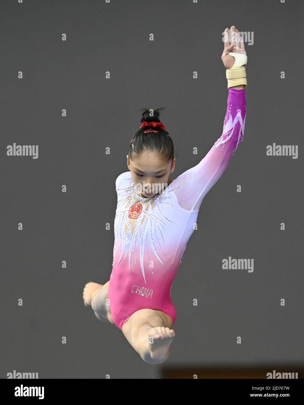 Doha. 18th June, 2022. Wu Ran of China competes during the balance beam ...