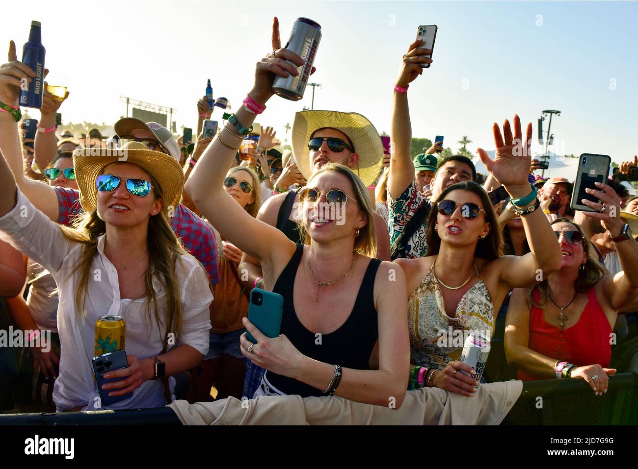 Stagecoach festival hi-res stock photography and images - Alamy