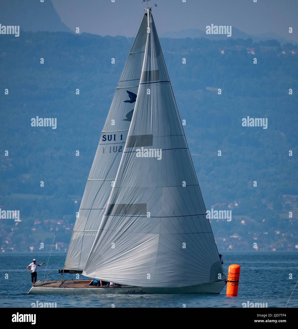 Cully Switzerland, 06/19/2022: Esse 850 team of Switzerland  is in action during the Regatta Cully, counting for the Swiss Champioship of Sailing 2022. Credit: Eric Dubost/Alamy Live News. Stock Photo