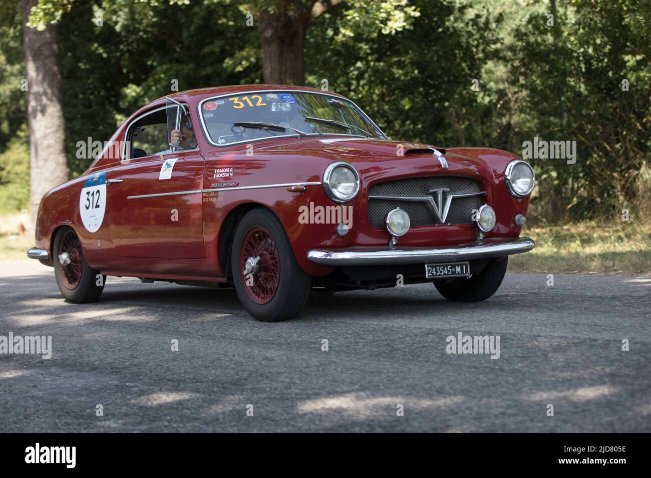 Fiat coupe hi-res stock photography and images - Page 3 - Alamy