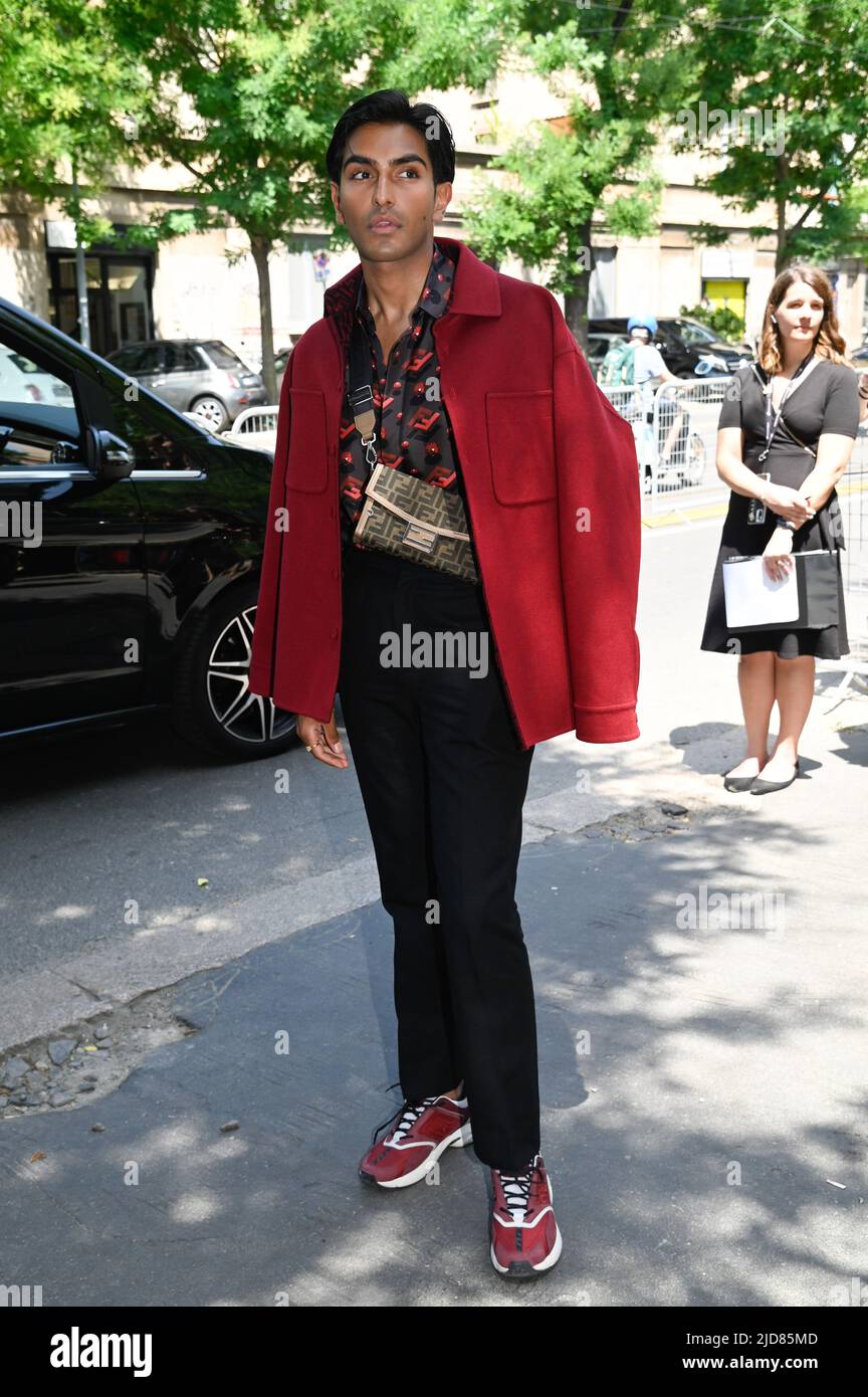 MILAN - JUNE 18: Man with Louis Vuitton bag in hand and Hermes belt before  Fendi fashion show, Milan Fashion Week street style on June 18, 2018 in Mil  Stock Photo - Alamy