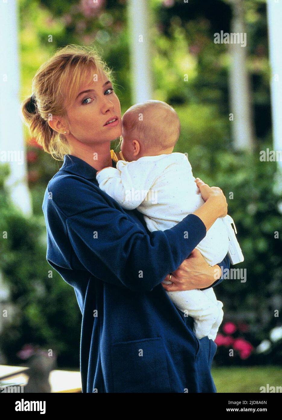 REBECCA DE MORNAY, THE HAND THAT ROCKS THE CRADLE, 1992 Stock Photo