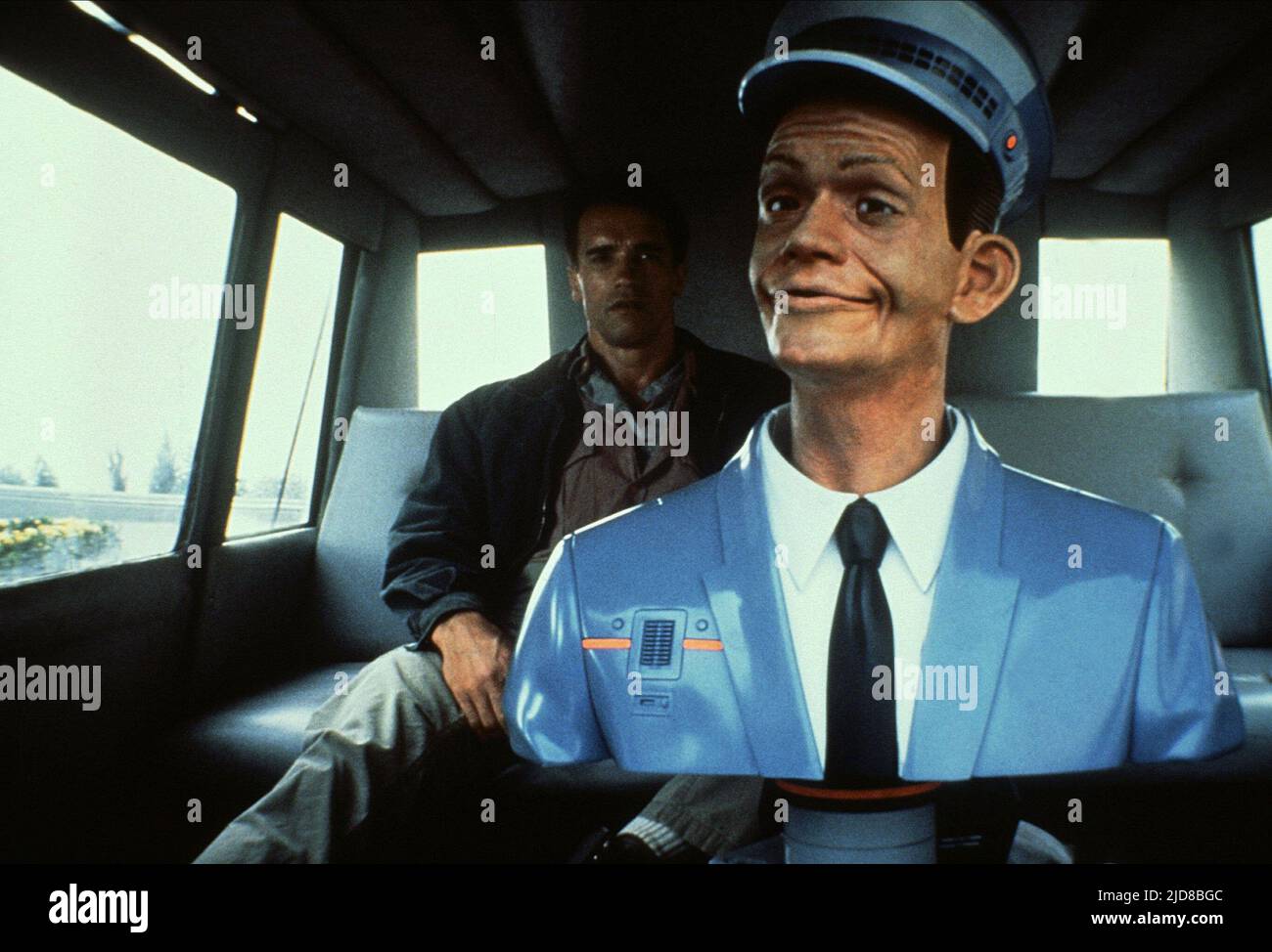 ARNOLD SCHWARZENEGGER, TOTAL RECALL, 1990 Stock Photo - Alamy