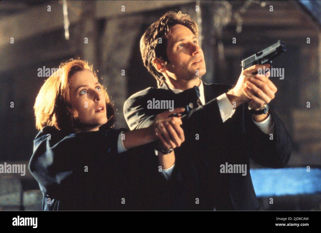 ANDERSON,DUCHOVNY, THE X FILES, 1993 Stock Photo