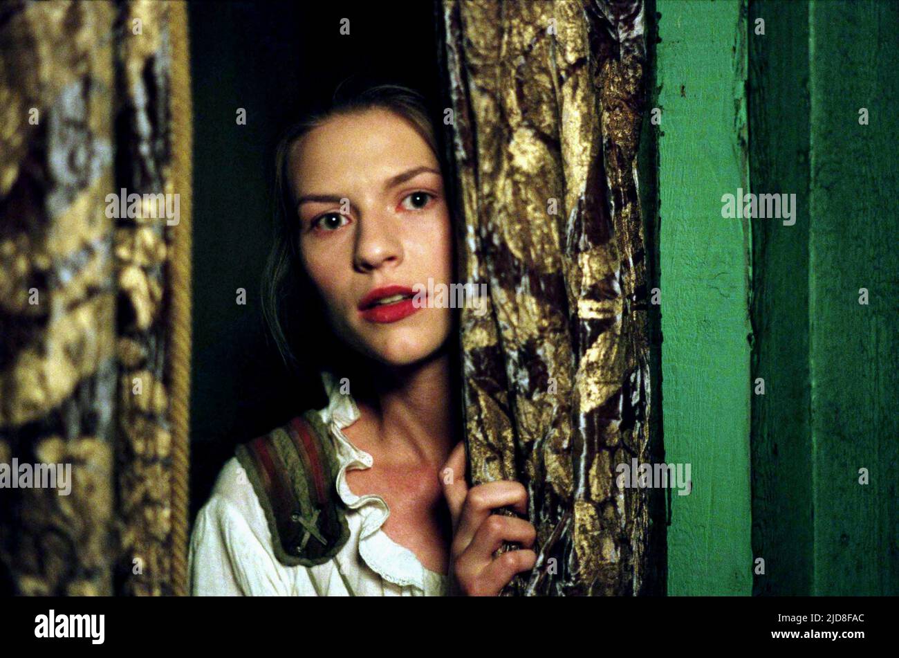 CLAIRE DANES, STAGE BEAUTY, 2004, Stock Photo