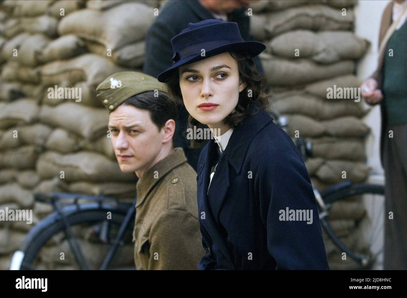 MCAVOY,KNIGHTLEY, ATONEMENT, 2007, Stock Photo