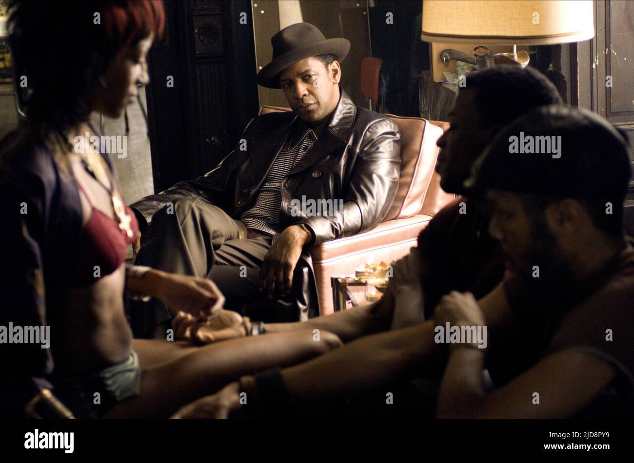 DENZEL WASHINGTON, AMERICAN GANGSTER, 2007, Stock Photo