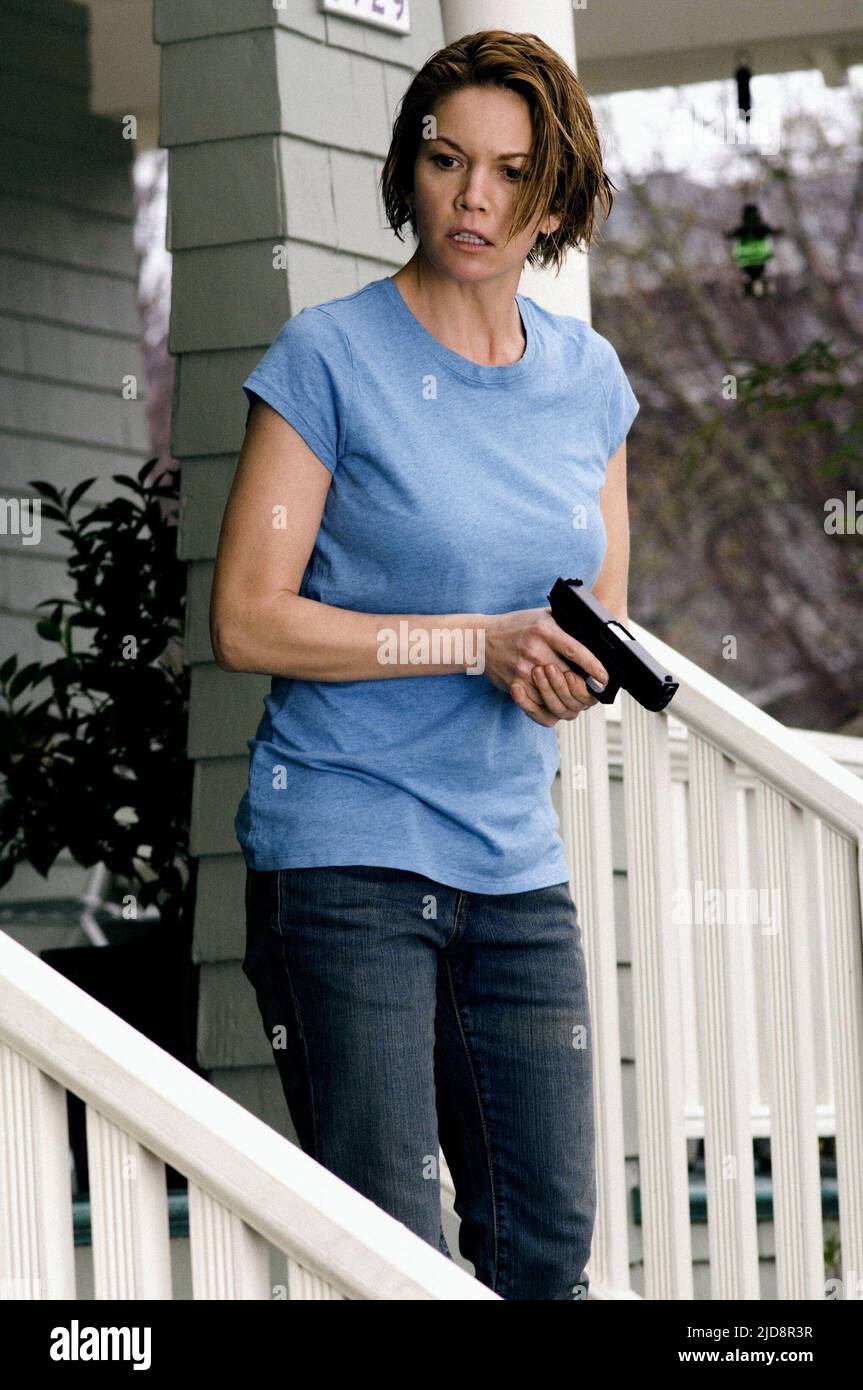 Diane lane untraceable 2008 hi-res stock photography and images - Alamy