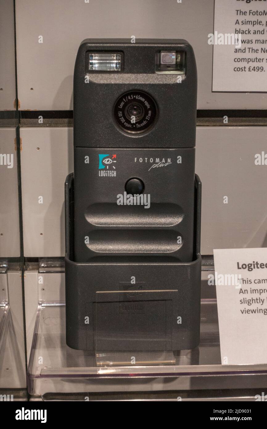 A Logitech Fotoman Plus camera (c1992), the first widely available