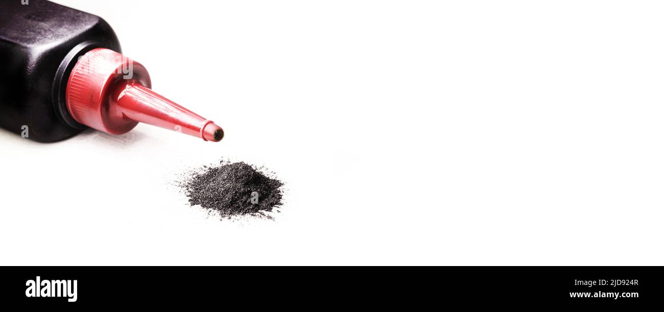 Powder graphite with applicator tube, used for dry lubrication of locks