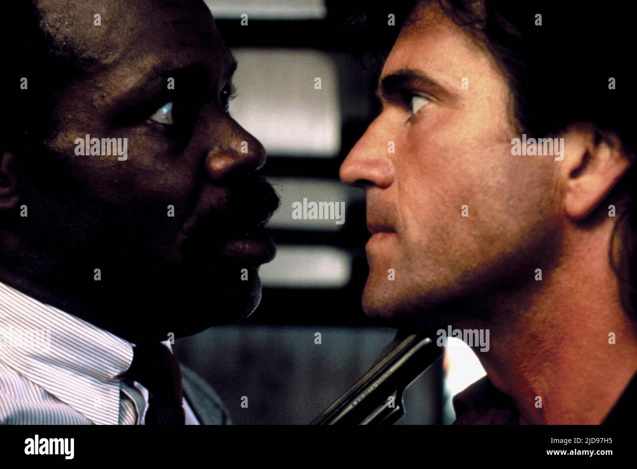 GLOVER,GIBSON, LETHAL WEAPON, 1987, Stock Photo