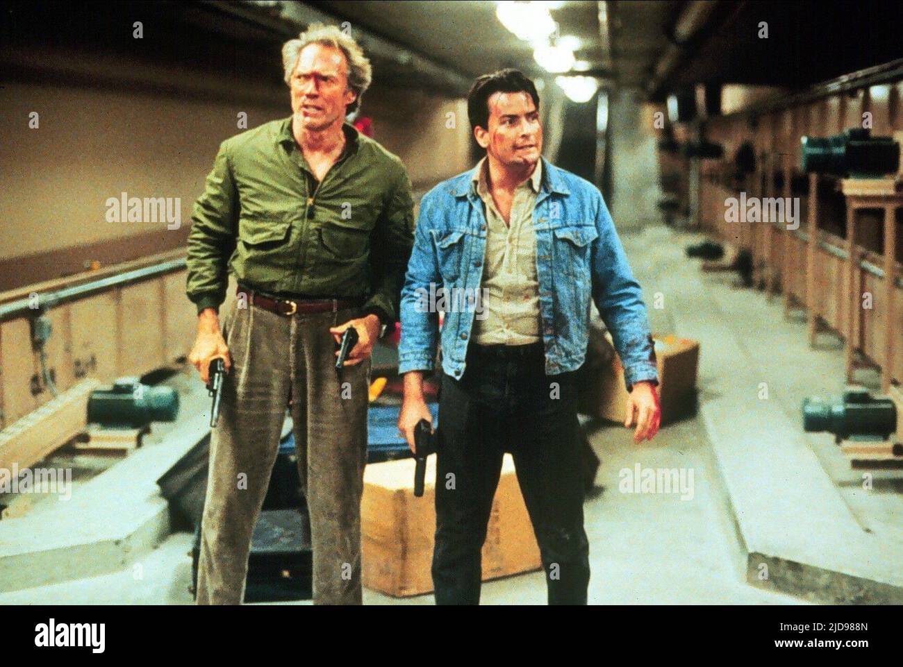 EASTWOOD,SHEEN, THE ROOKIE, 1990, Stock Photo