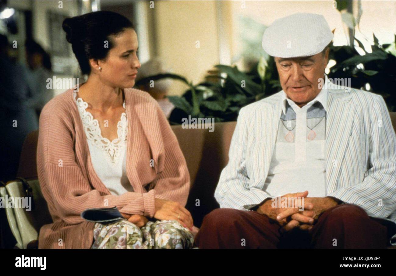 Short cuts 1993 jack lemmon hi-res stock photography and images - Alamy
