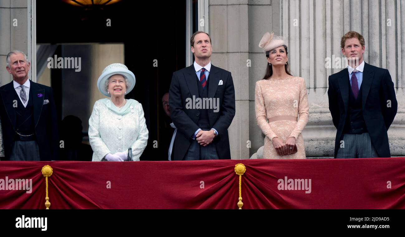 London, UK. 12 June, 2012.  Prince Charles, Prince of Wales, Queen Elizabeth ll, Prince William, Duke of Cambridge, Catherine, Duchess of Cambridge an Stock Photo