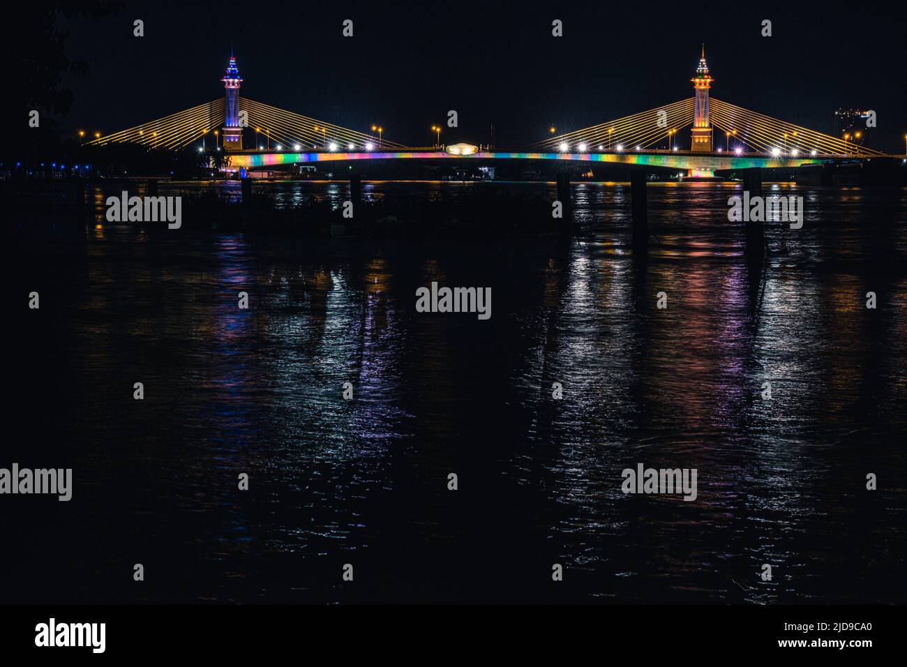 Suspension tensile structure Bridge Lighting Colorful and Bewitching ...