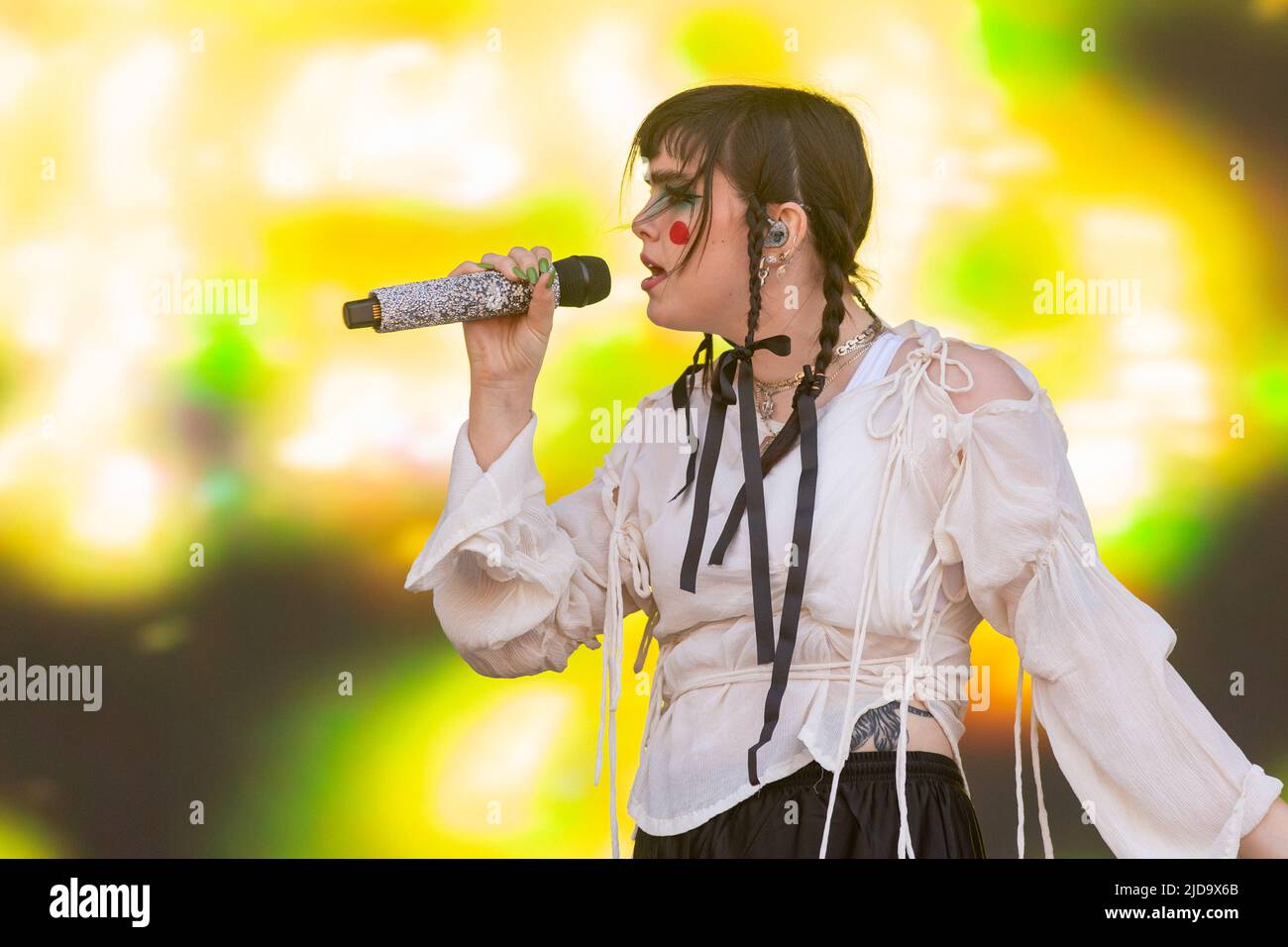 Benee (Stella Rose Bennett) at Bonnaroo Music and Arts Festival on June