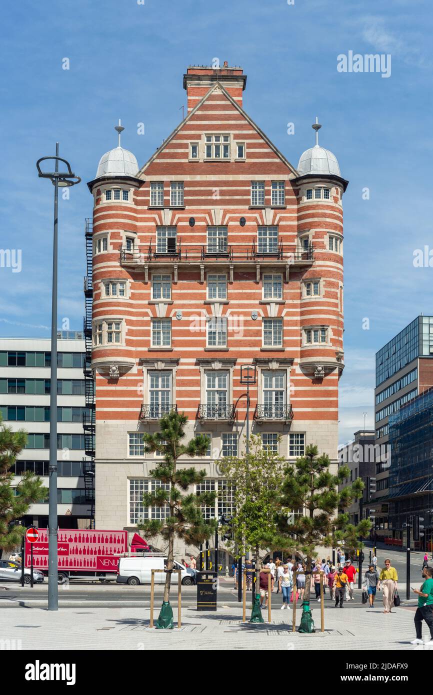 30 james street hotel, liverpool hires stock photography and images