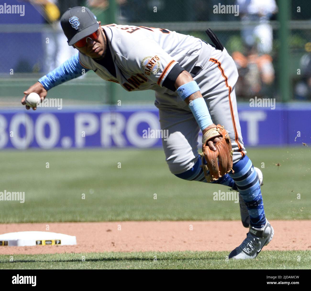 San Francisco Giants shortstop Thairo Estrada (39) throws to first base early in the  4-3 Pittsburgh Pirates win at PNC Park on Sunday June 19, 2022 in Pittsburgh.  Photo by Archie Carpenter/UPI Stock Photo