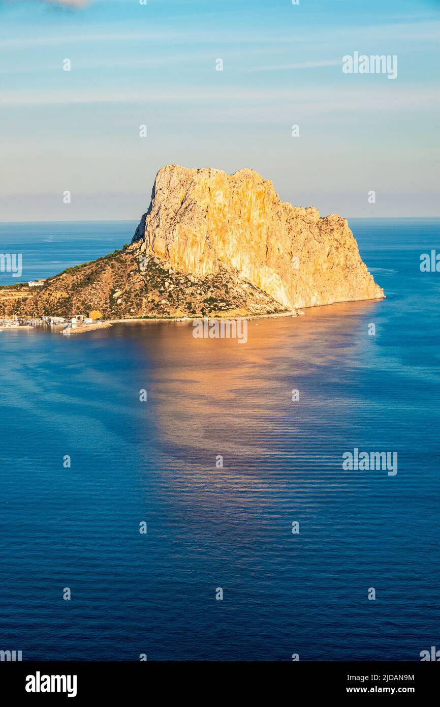 Peon d'Ifach aka Calpe Rock on Costa Blanca, Spain one of the most famous landmarks along the Costa Blanca coastline. Stock Photo