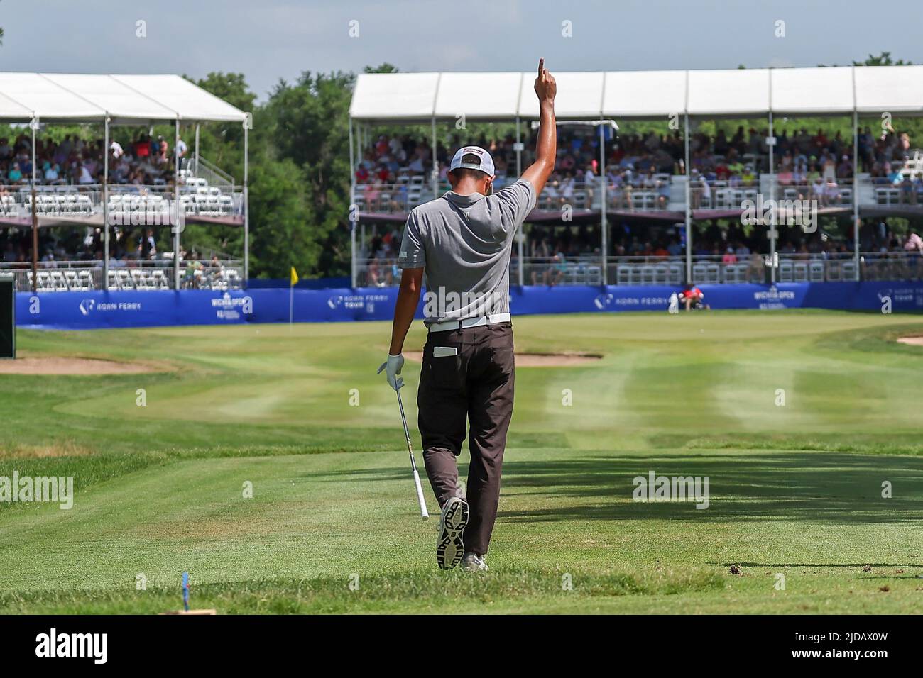 2022 320 jpg hi-res stock photography and images - Alamy