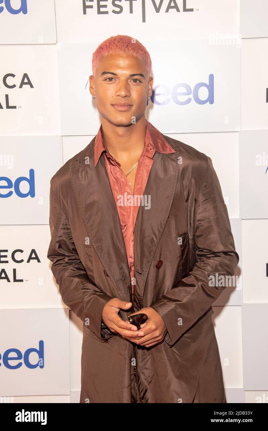 Jan Luis Castellanos attends the "Bridge And Tunnel" premiere during