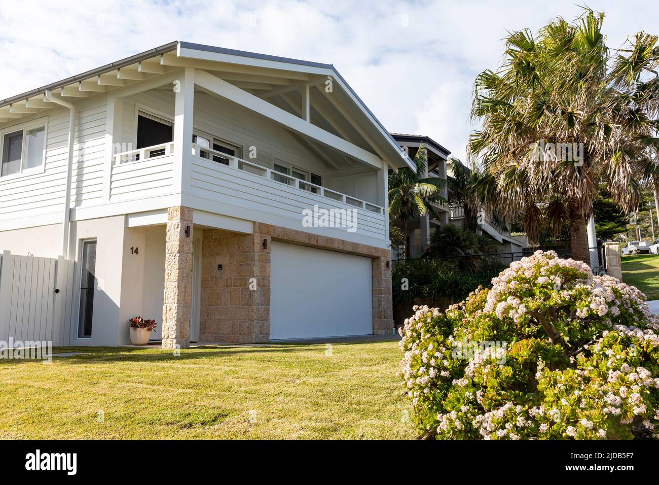 Detached Sydney home in Avalon Beach suburb, with large garden and lawn,Sydney,NSW,Australia Stock Photo