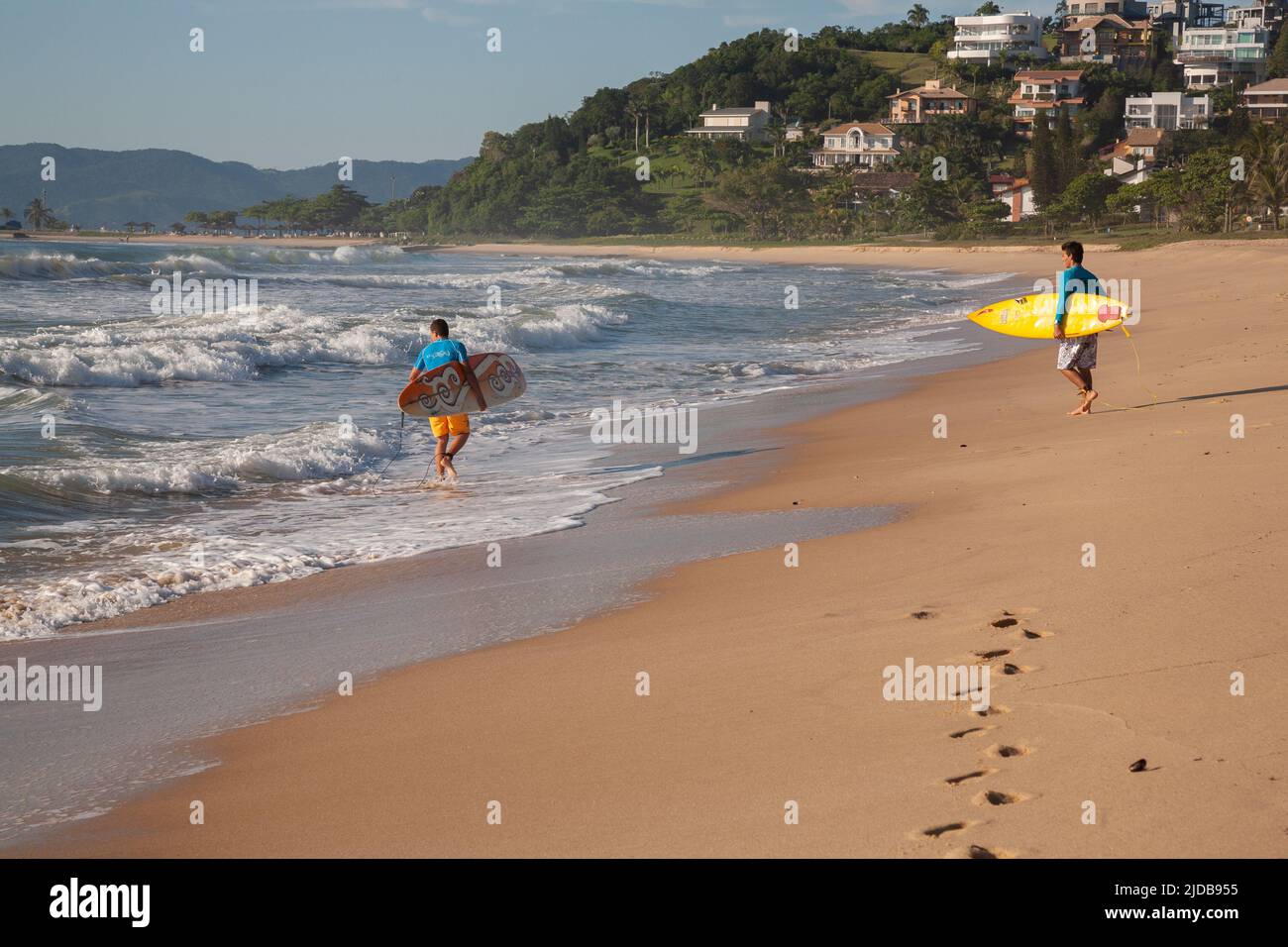 Praia da Ilhota (Ilhota Beach) Itapema, Santa Catarina, Brazil Stock Photo