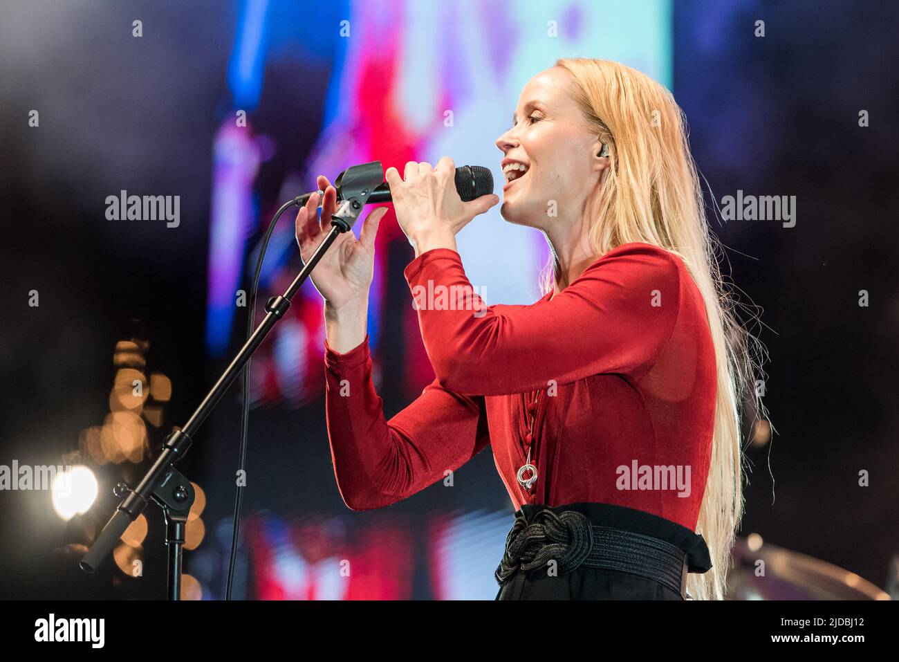 Copenhagen, Denmark 17th, June 2022. The Danish singer, musician and  songwriter Tina Dickow performs a live concert at Tivoli in Copenhagen.  (Photo credit: Gonzales Photo - Bo Källberg Stock Photo - Alamy