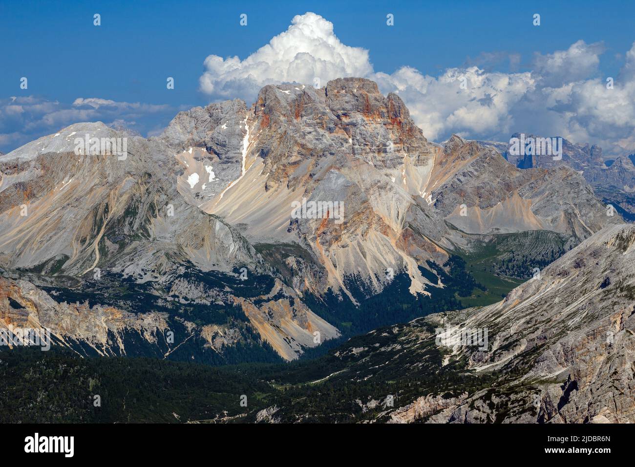 Croda Rossa d'Ampezzo. The Dolomiti d'Ampezzo Natural Park. Italian Alps. Europe. Stock Photo