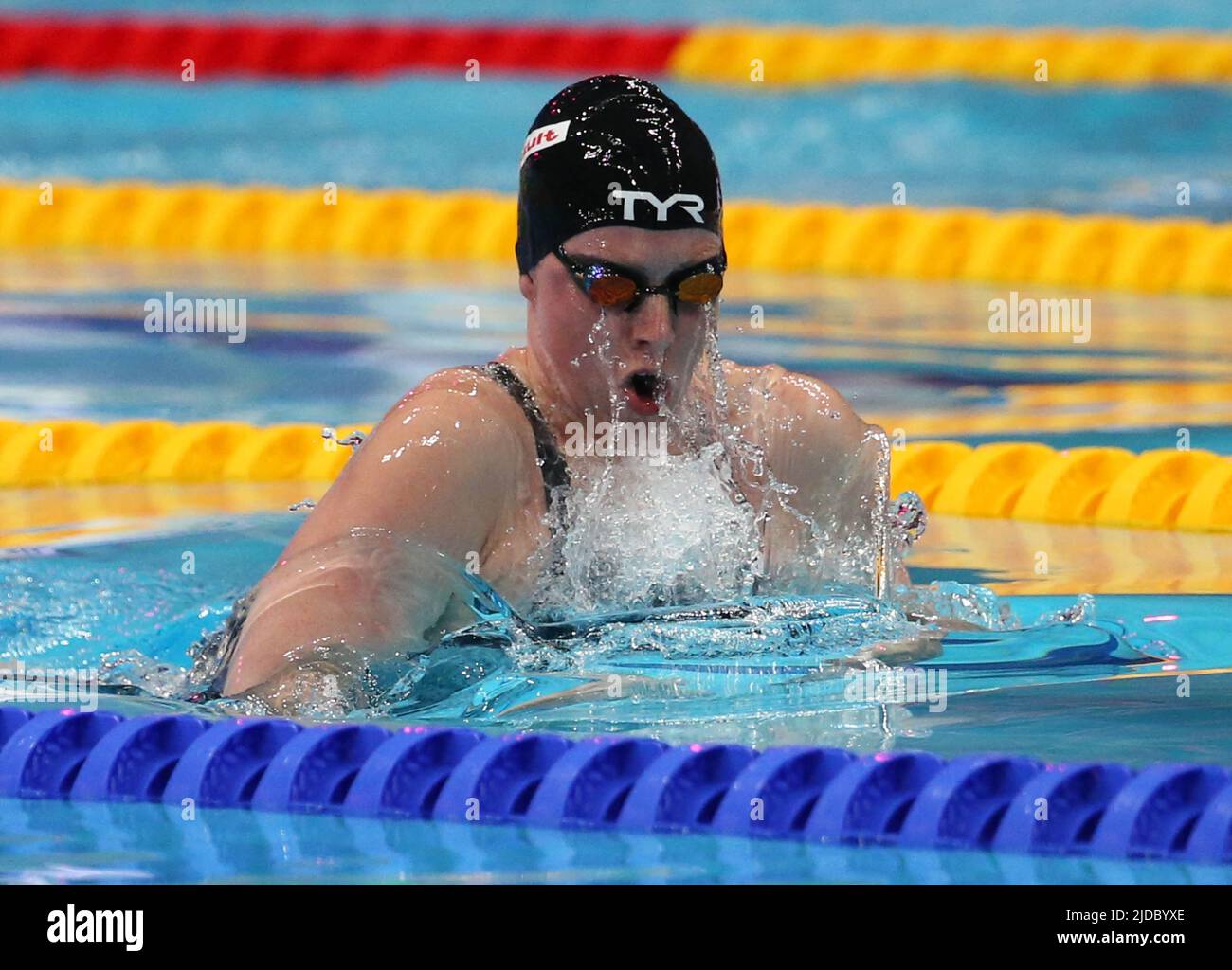 100 m breaststroke women hi-res stock photography and images - Alamy