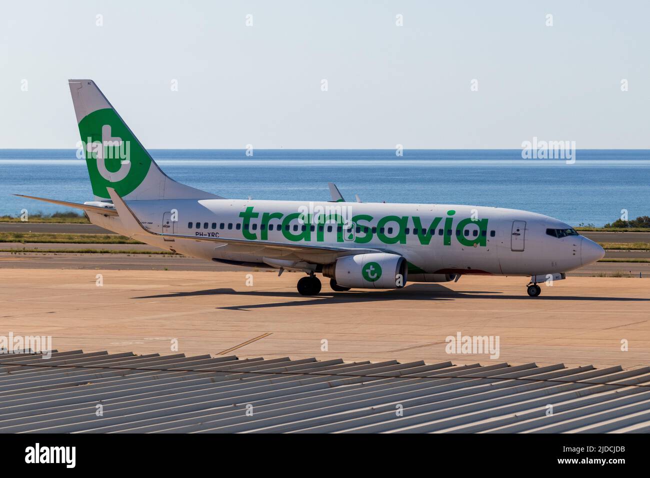 Transavia Boeing 737-700 Landing at Almeria Airport Stock Photo