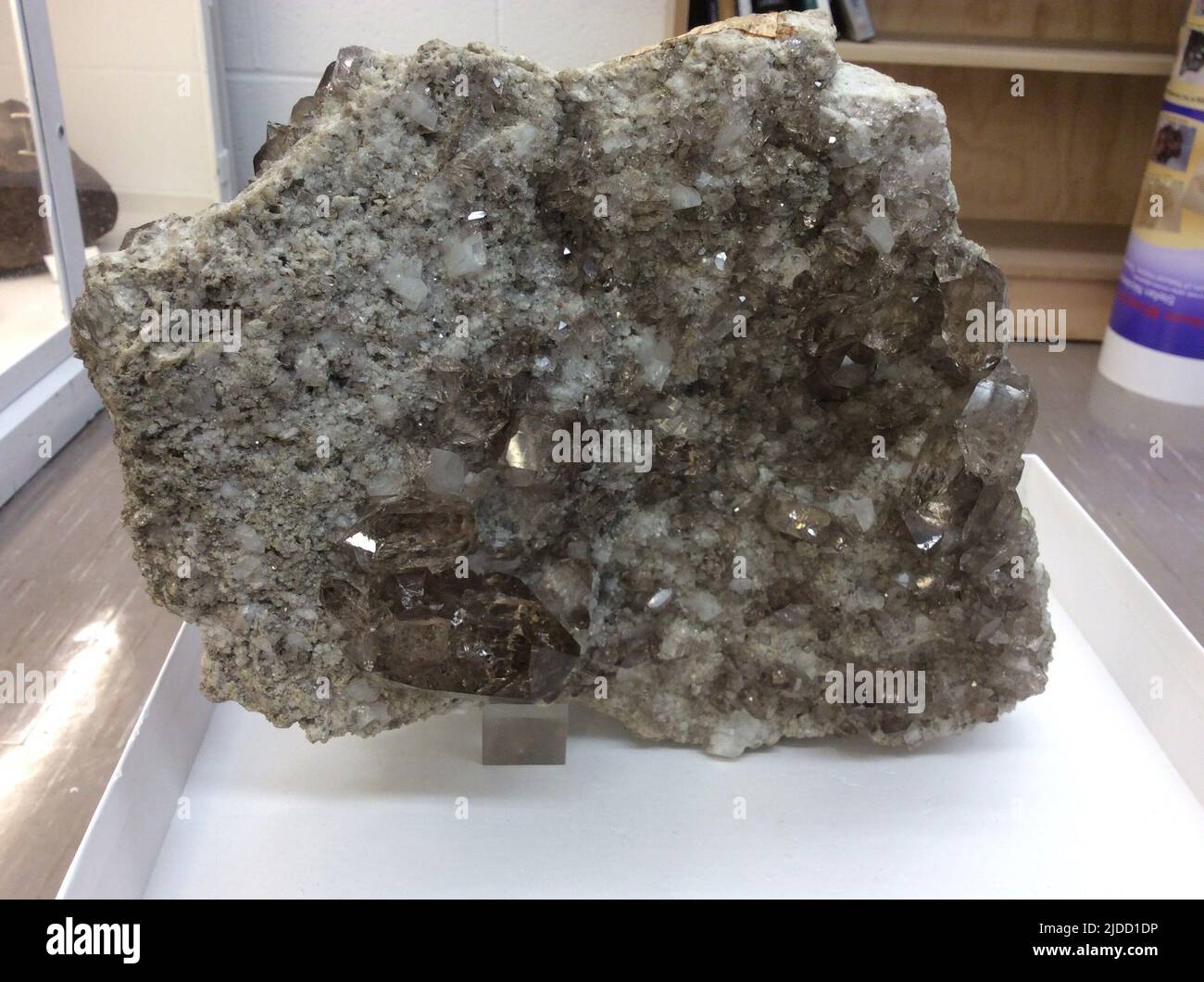 Quartz. minerals. Europe; Switzerland; Uri Canton Stock Photo Alamy