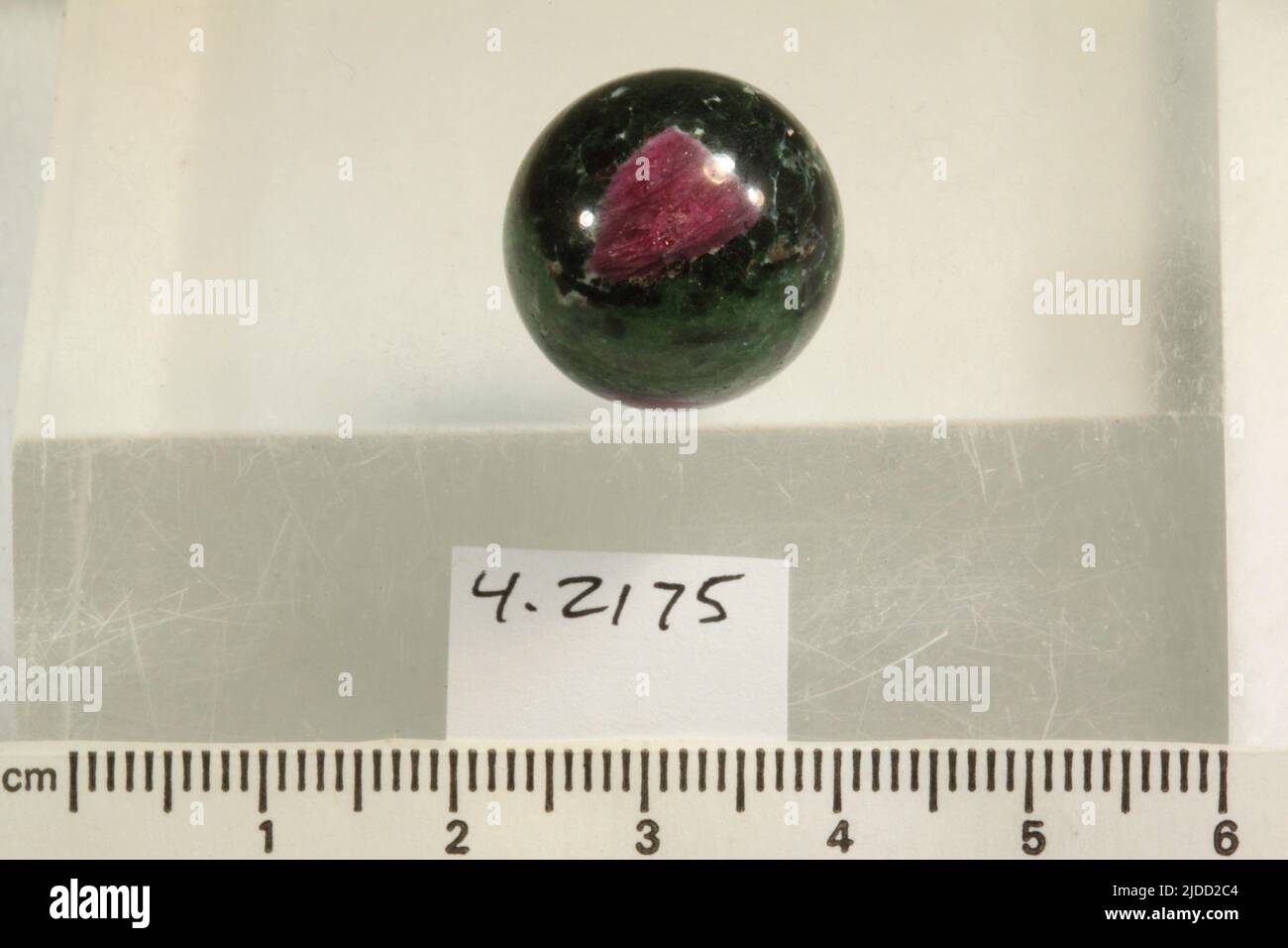 Lot De 15 Pierres De Corindon Brut - 13,5 Carats - Couleur Rose-violet - Provenance Baringo, Tanzanie