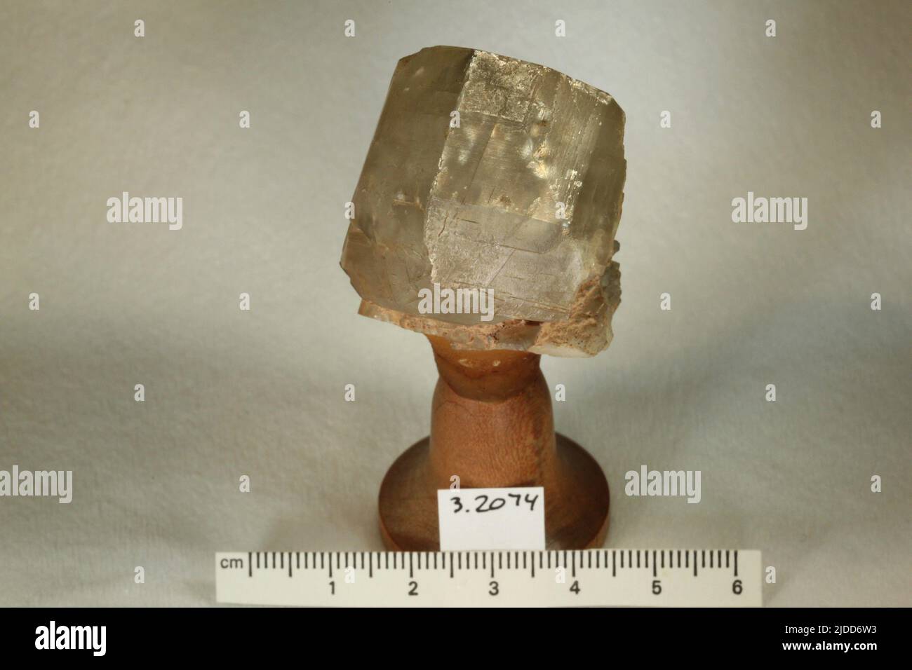 Calcite. minerals. North America; USA; Wisconsin; Grant County; Hazel