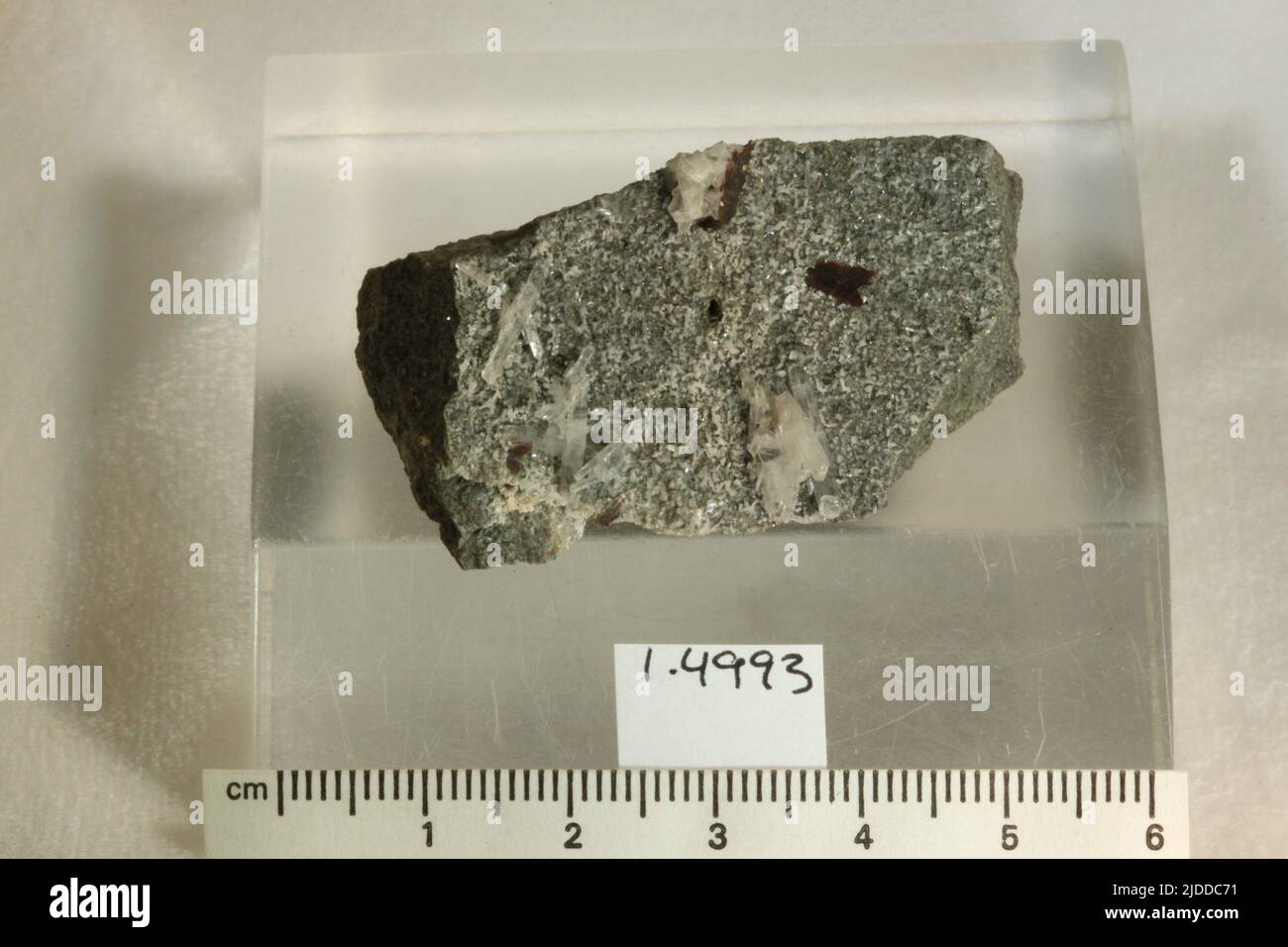 Brookite. minerals. North America; USA; Massachusetts; Middlesex County