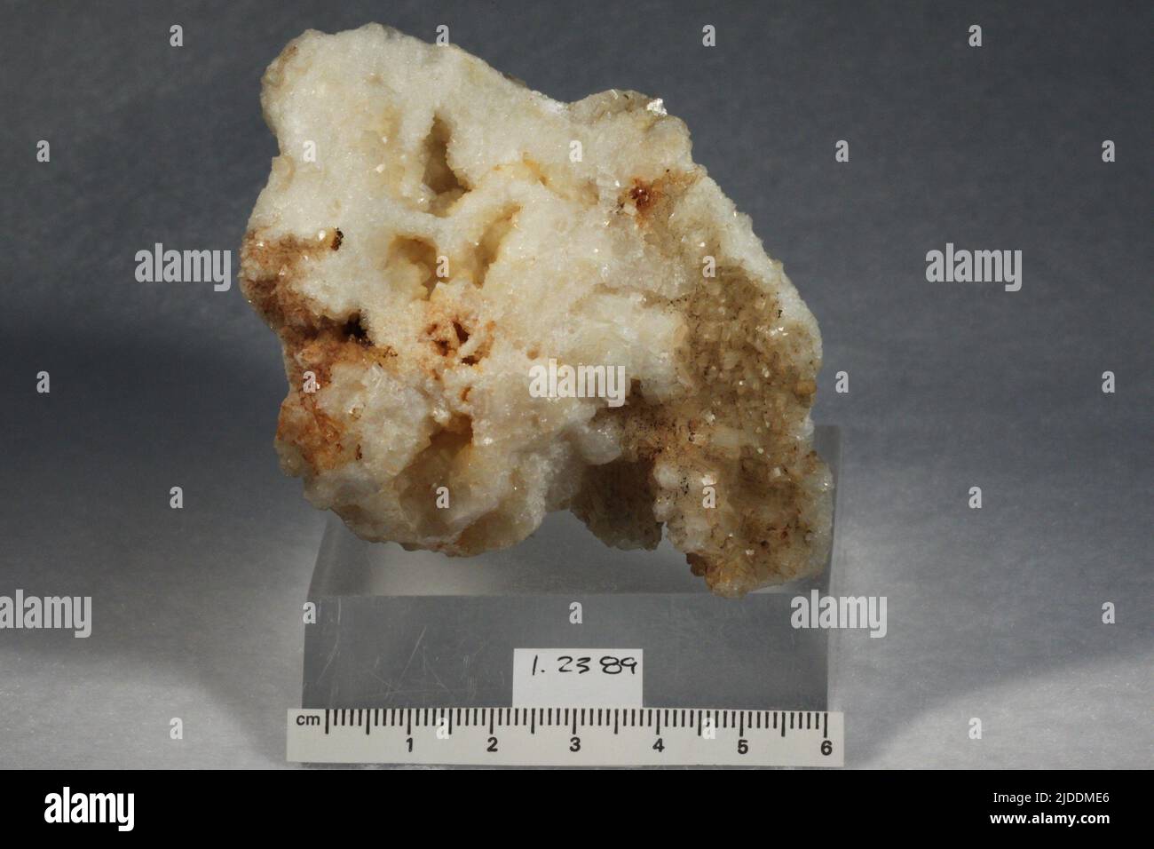 Ralstonite. minerals. North America; Denmark; Greenland; Sermersooq