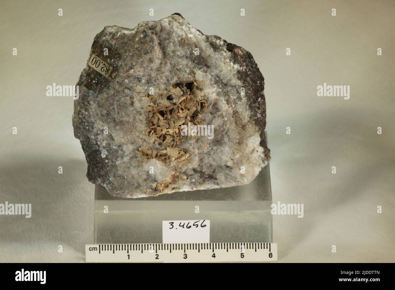Pyroaurite Pyroaurite. minerals. Europe; Sweden; Varmland Province; Langbanshyttan ...