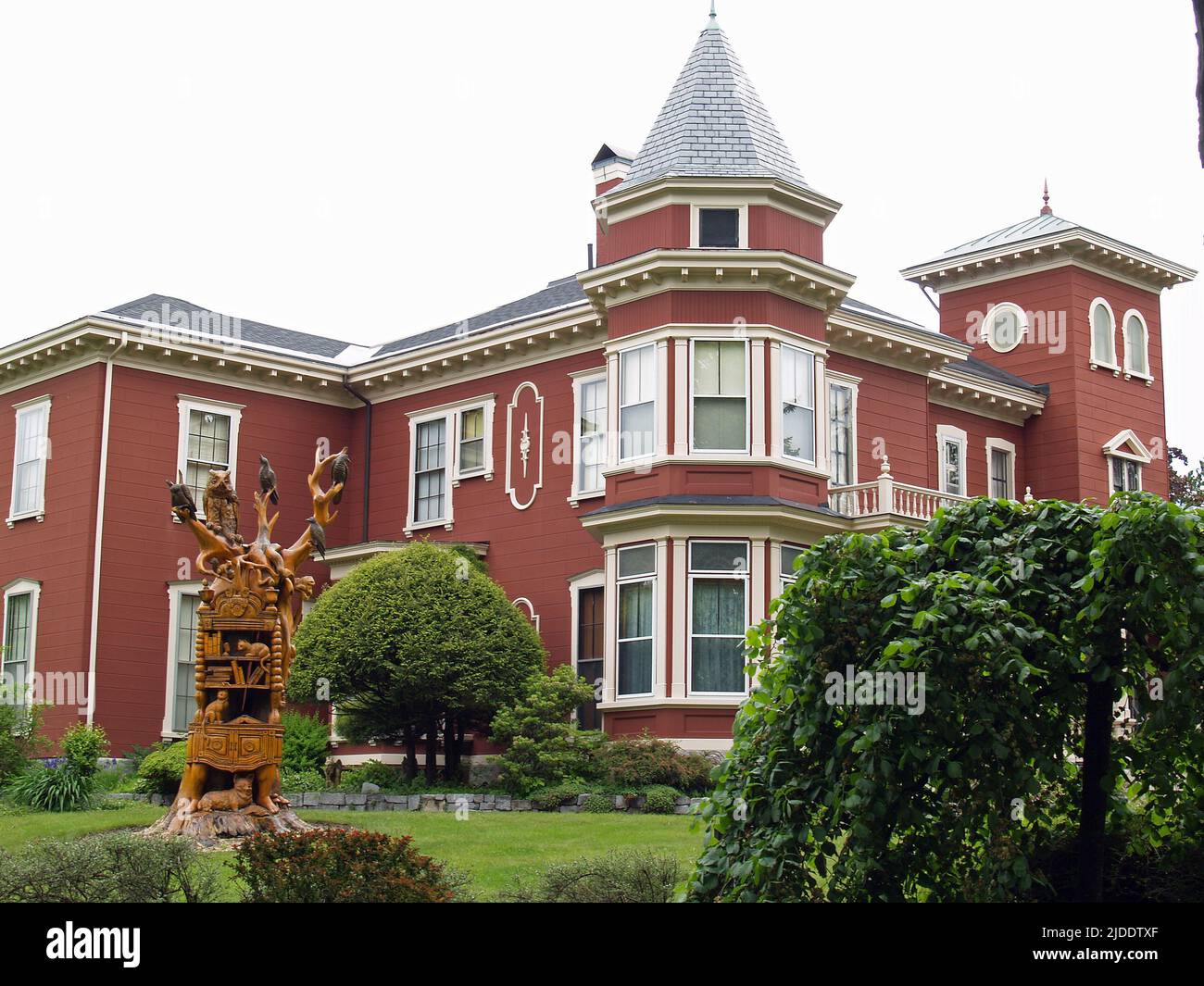 Stephen king house hi-res stock photography and images - Alamy
