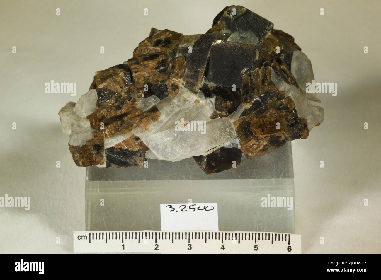 Siderite. minerals. North America; Denmark; Greenland; Sermersooq