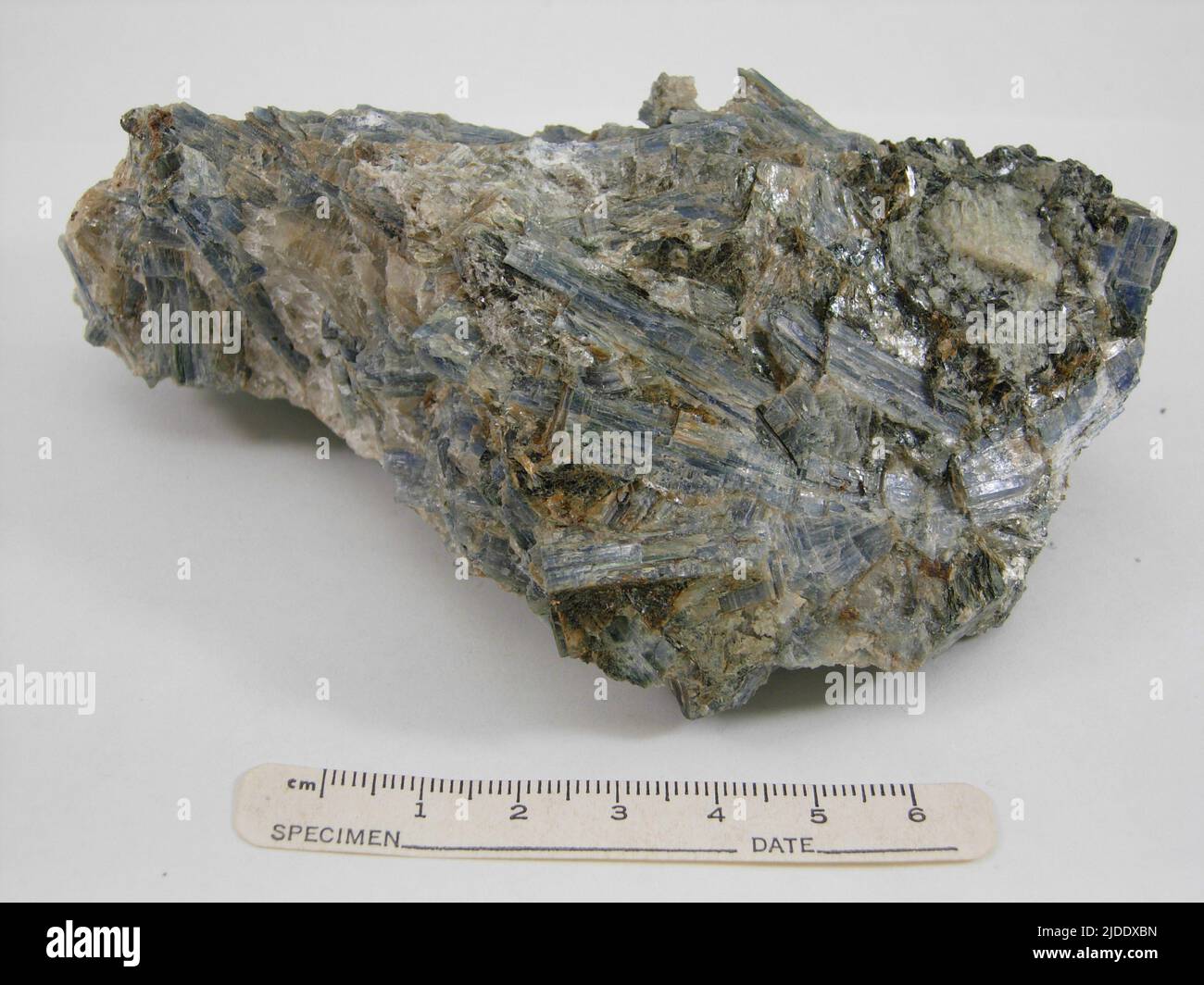 Kyanite. minerals. North America; USA; Connecticut; Litchfield County