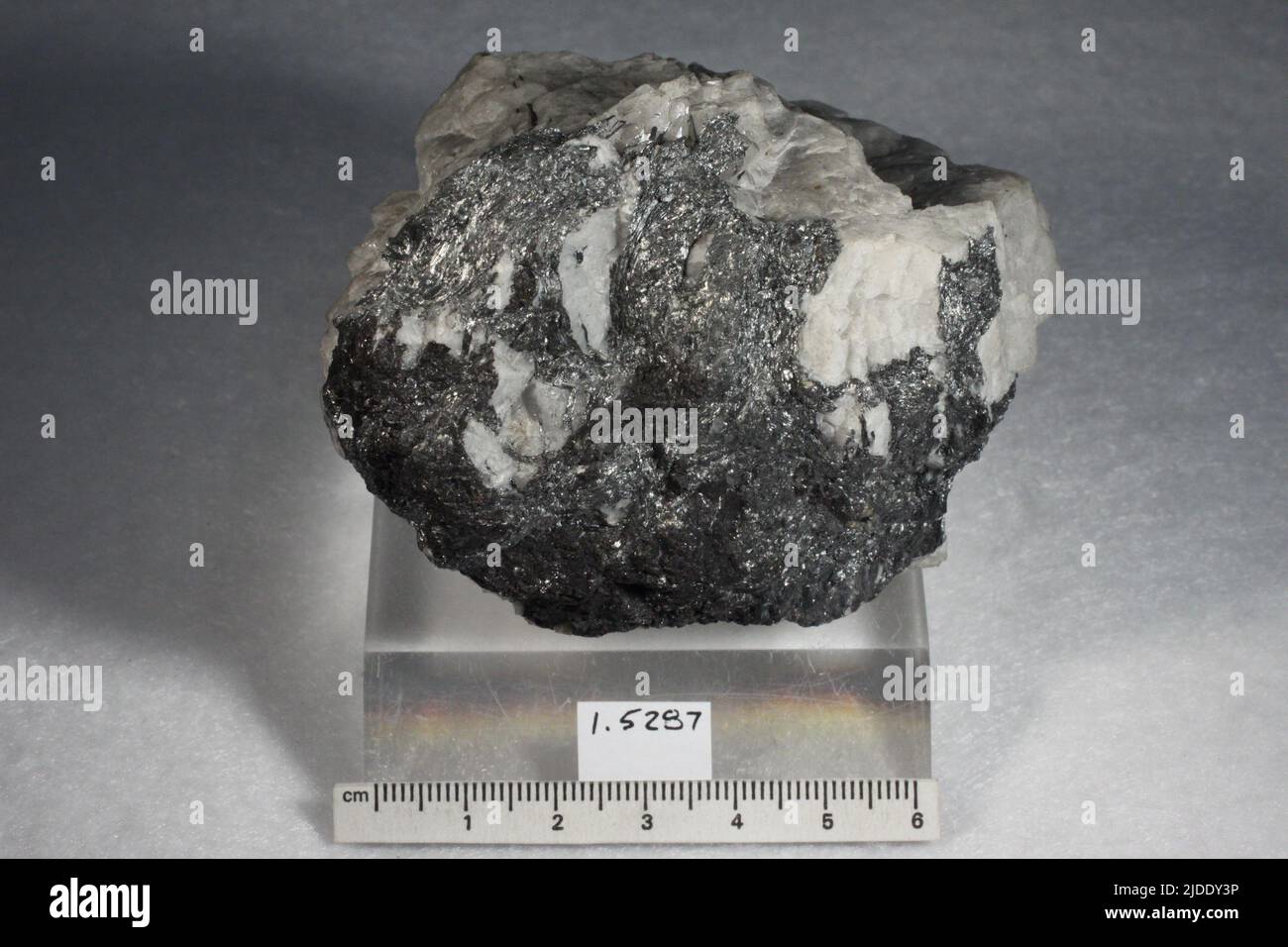 Jamesonite. minerals. North America; USA; Montana; Mineral County