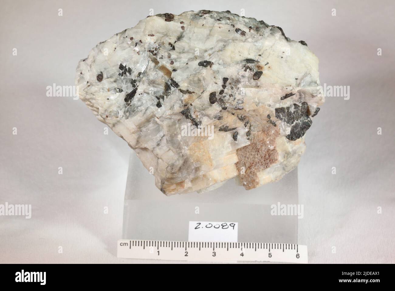 Large Pyroxene Pyroxene group hi-res stock photography and images - Alamy