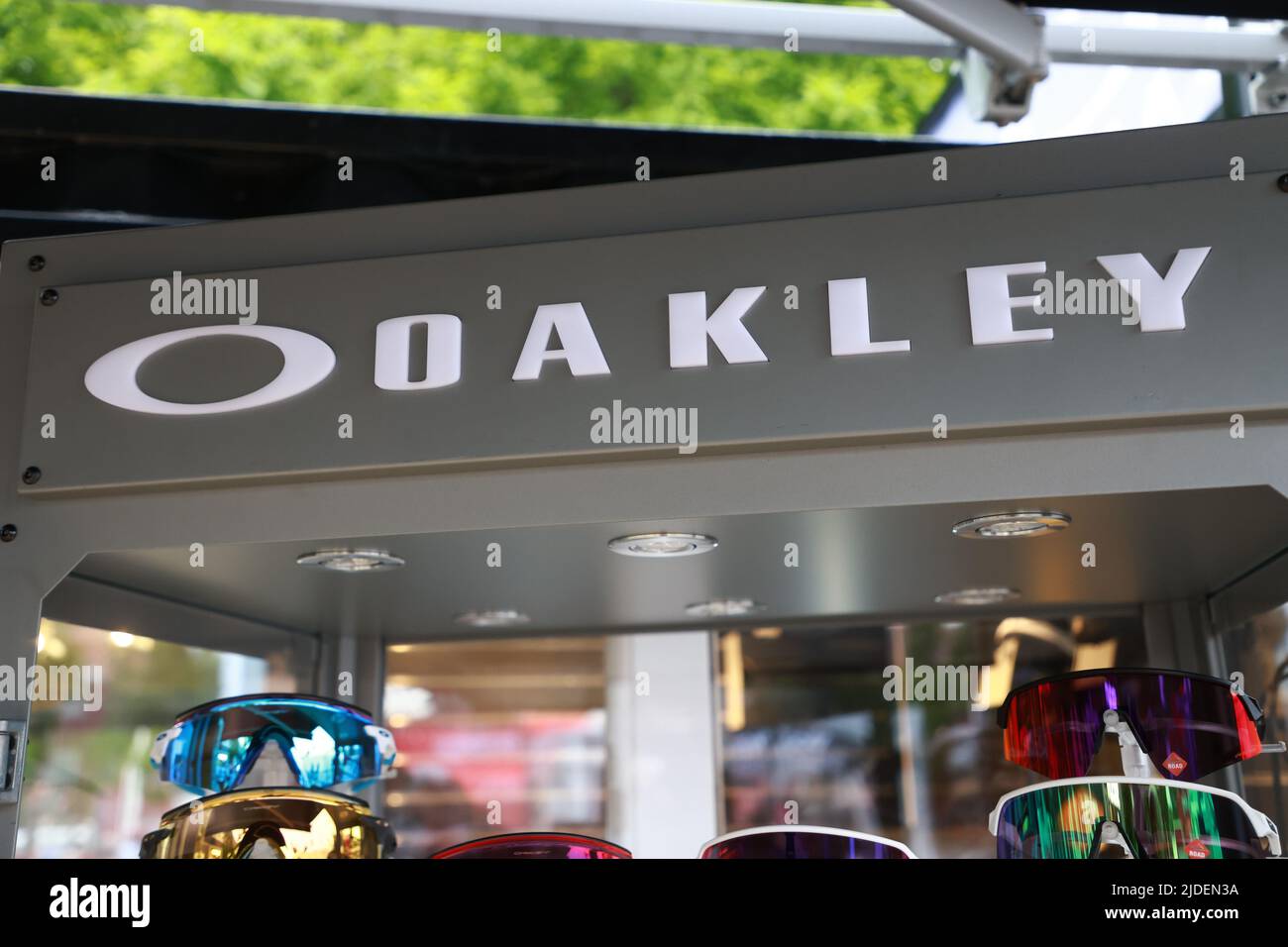 Oakley Store Stock Photo - Download Image Now - Brand Name, Building  Entrance, Building Exterior - iStock