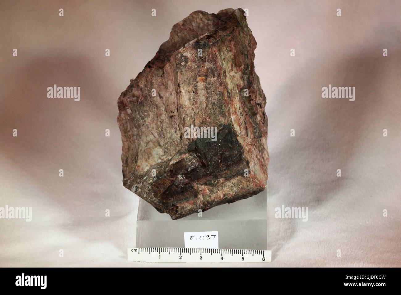 Allanite. minerals. Europe; Sweden; Ytterby Stock Photo - Alamy