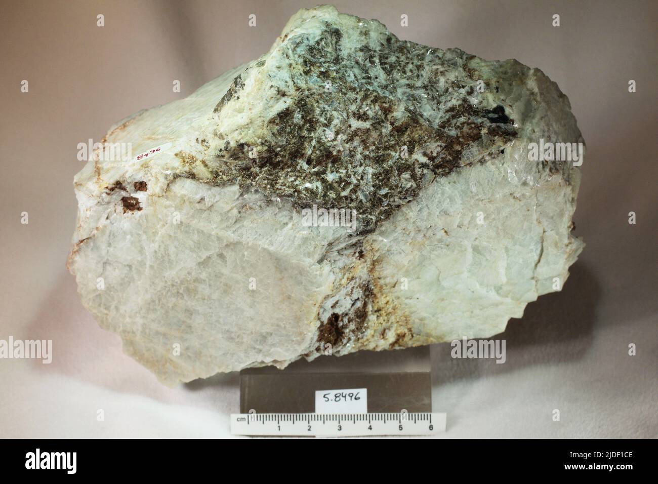 Eosphorite. minerals. North America; USA; Maine; Oxford County; Newry