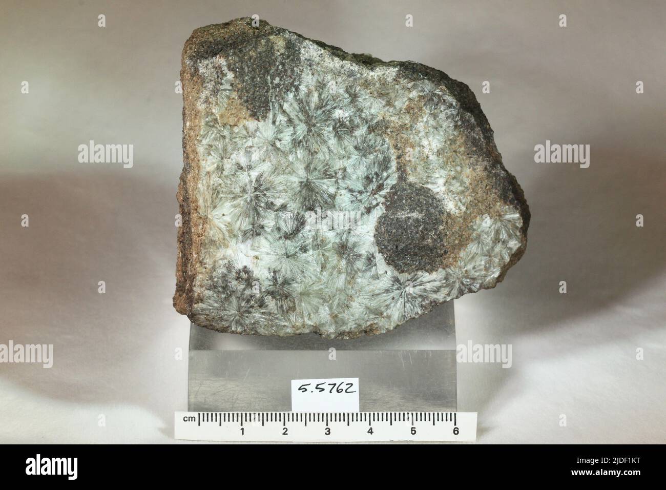 Wavellite crystal hi-res stock photography and images - Alamy
