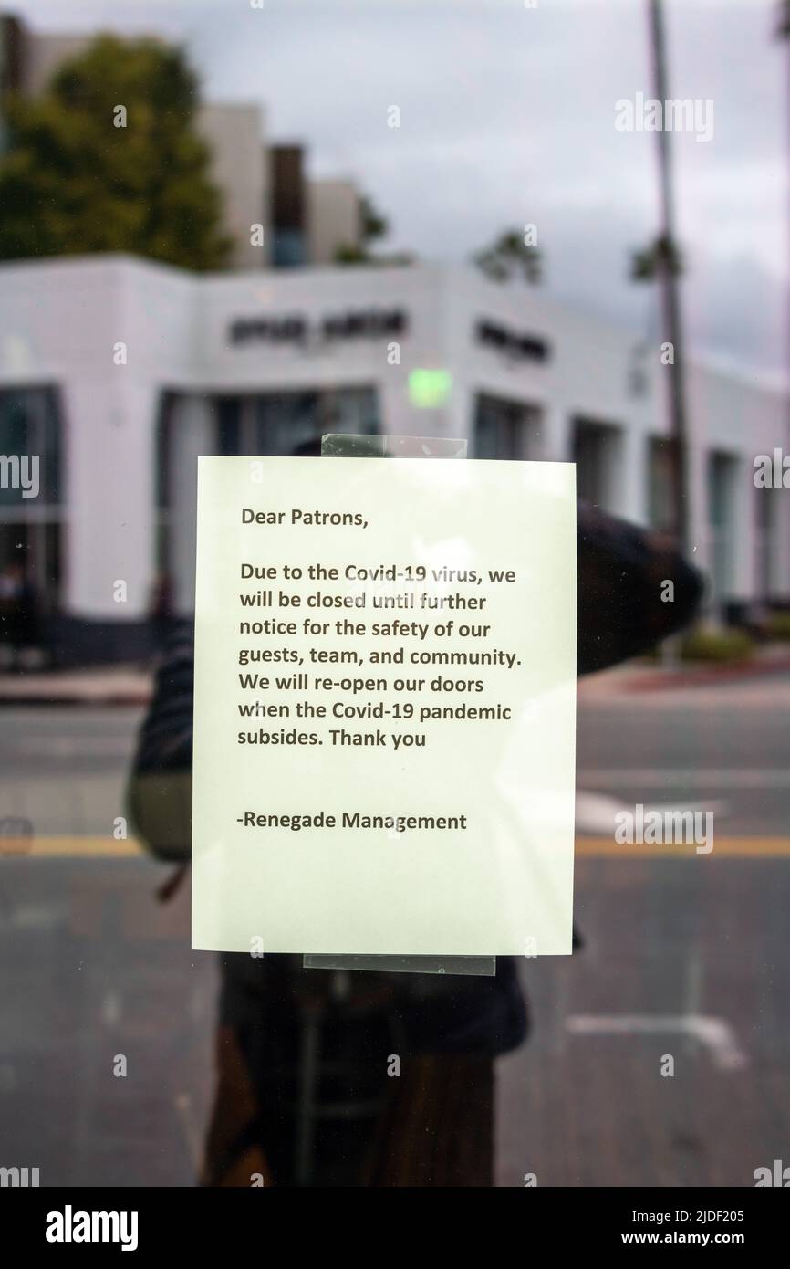 Los Angeles Usa 27th Aug 2023 L R Zhong And Kat Bruno At The 2023