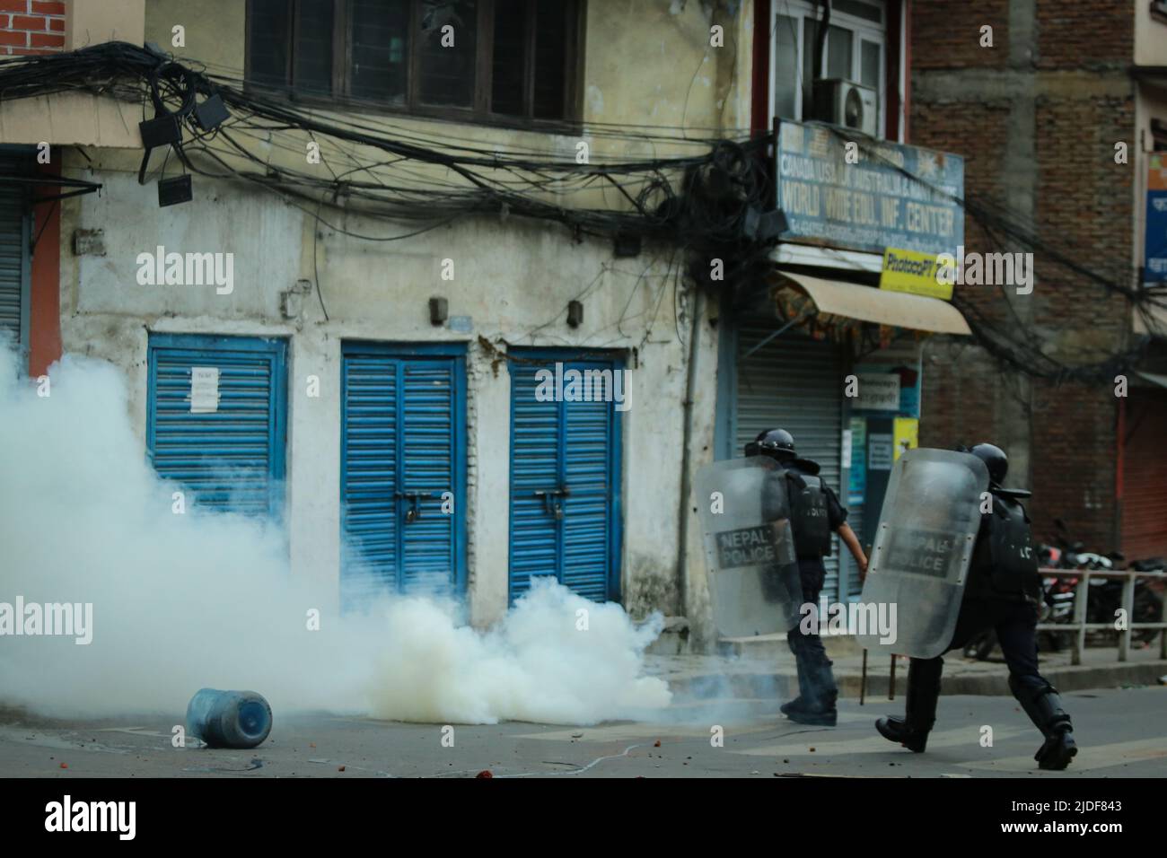 Kathmandu, Nepal. 20th June, 2022. on June.20, 2022 in Kathmandu, Nepal. Police personnel try to