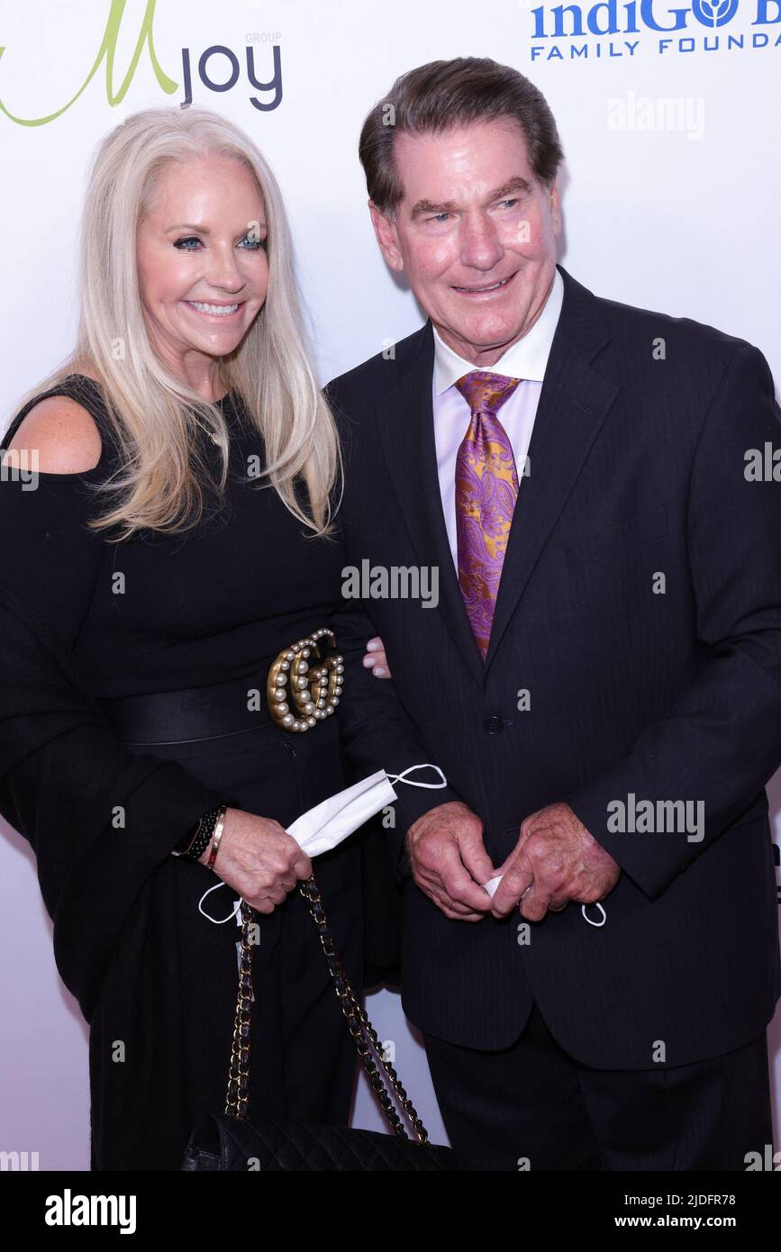 Harold and Carole Pump Foundation Gala Arrivals Featuring Candace